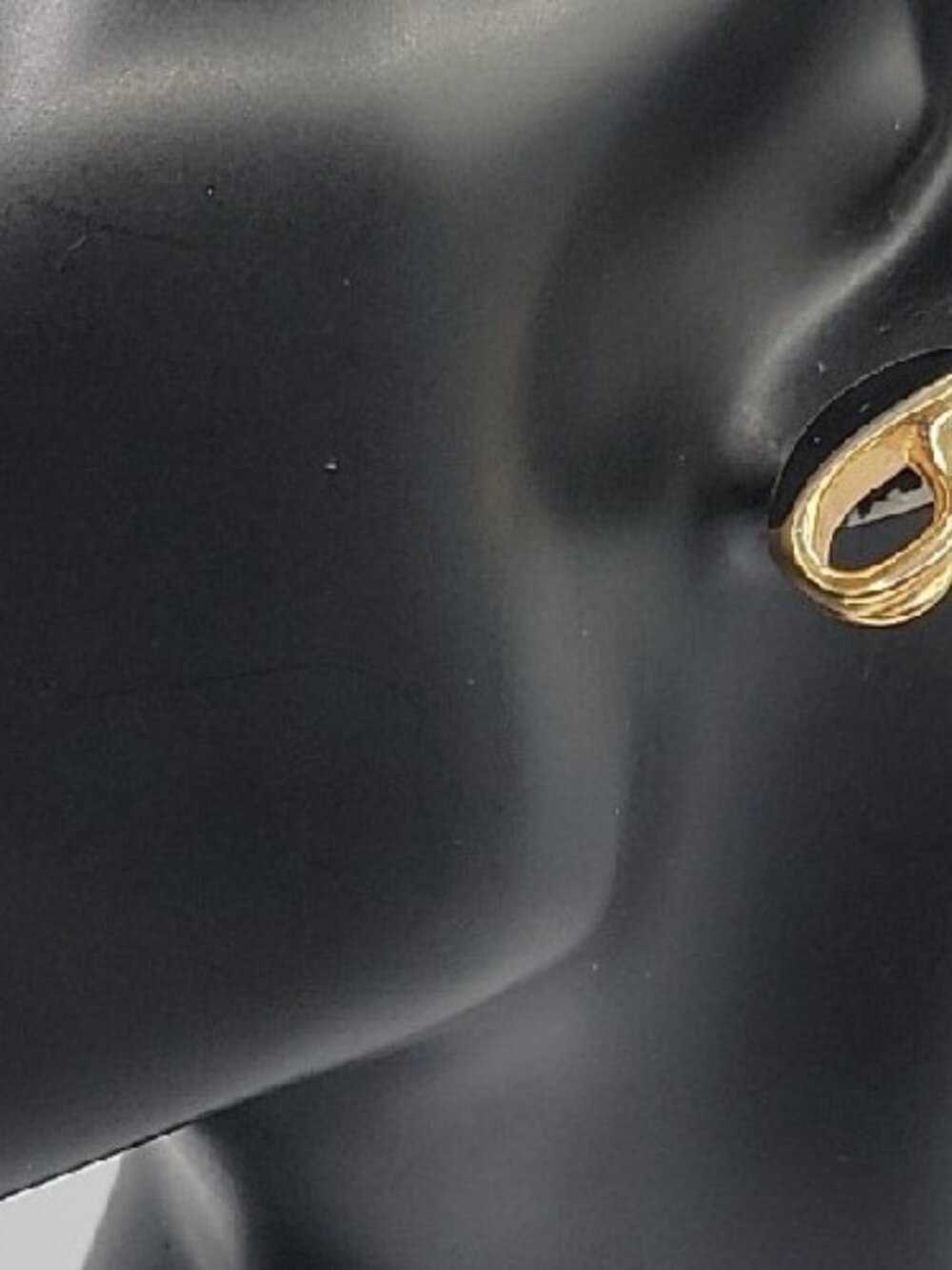 Vintage Trifari Post Earrings Swirl Earrings Gold Tone Black Enamel Pierced Ears - Picture 7 of 16